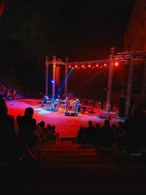 Συναυλία SWANS στο Θέατρο Βράχων 