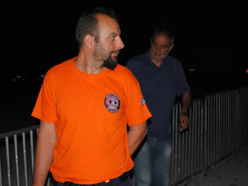 Υγειονομική κάλυψη συναυλίας Βασίλη Παπακωνσταντίνου - Χρήστου Θηβαίου στο θέατρο Πέτρας Δήμου Πετρούπολης