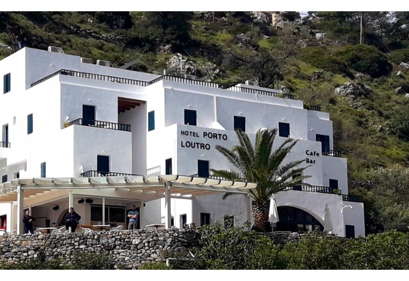 Εκπαίδευση στο Λουτρό Χανίων