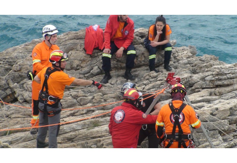 Εκπαίδευση στο Λουτρό Χανίων