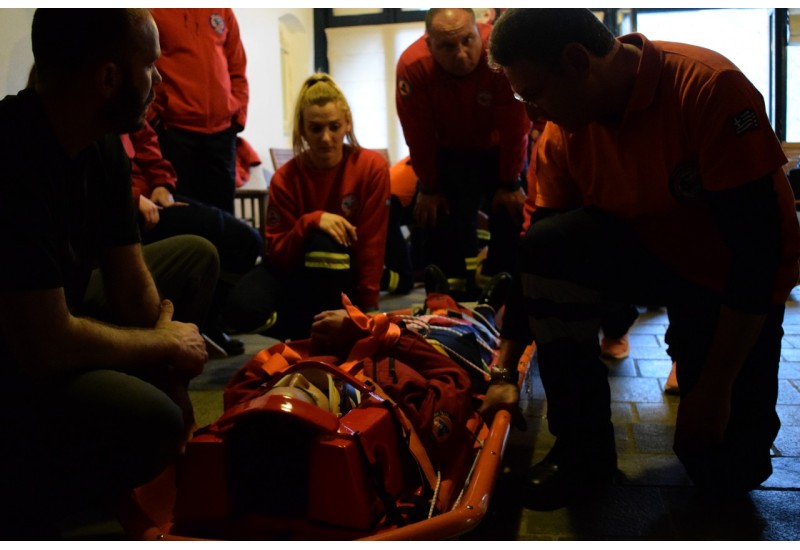 Εκπαίδευση στο Λουτρό Χανίων