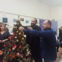 Στόλισμα δέντρου ΕΠ.ΟΜ.Ε.Α. Στόλισμα δέντρου ΕΠ.ΟΜ.Ε.Α.