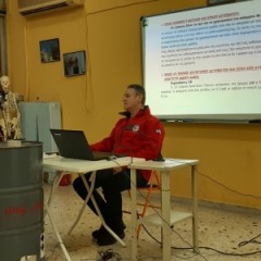 Μάθημα με θέμα τις τηλεπικοινωνίες από τον Πασχάλη Γκουβίνα Μάθημα με θέμα τις τηλεπικοινωνίες από τον Πασχάλη Γκουβίνα