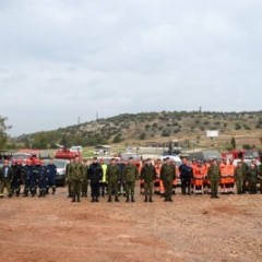 Διεθνής άσκηση αντιμετωπίσεως φυσικών καταστροφών από τις Ένοπλες Δυνάμεις Ελλάδας και Ισραήλ στον Ασπρόπυργο Διεθνής άσκηση αντιμετωπίσεως φυσικών καταστροφών από τις Ένοπλες Δυνάμεις Ελλάδας και Ισραήλ στον Ασπρόπυργο